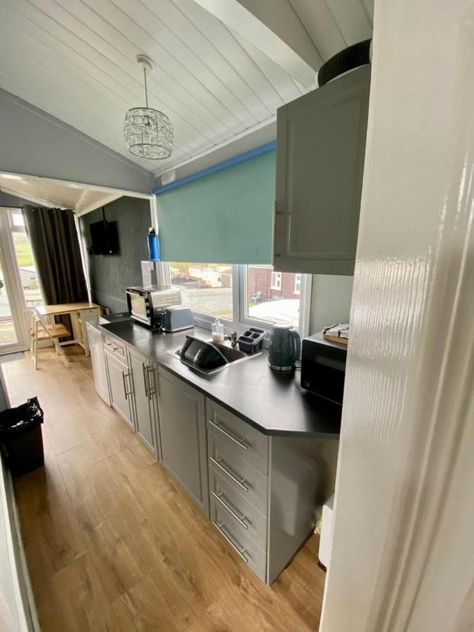Chalet 135 - Clarach Bay Holiday Village Aberystwyth Buitenkant foto